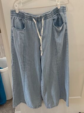 Universal Thread Light Blue Drawstring Jogger Pants
